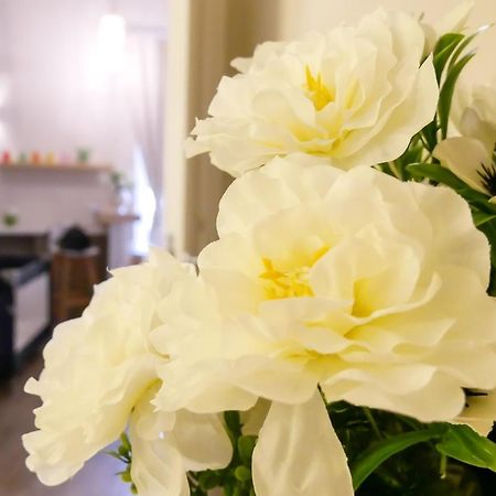 La Banchina Holiday Rooms Trani Bagian luar foto